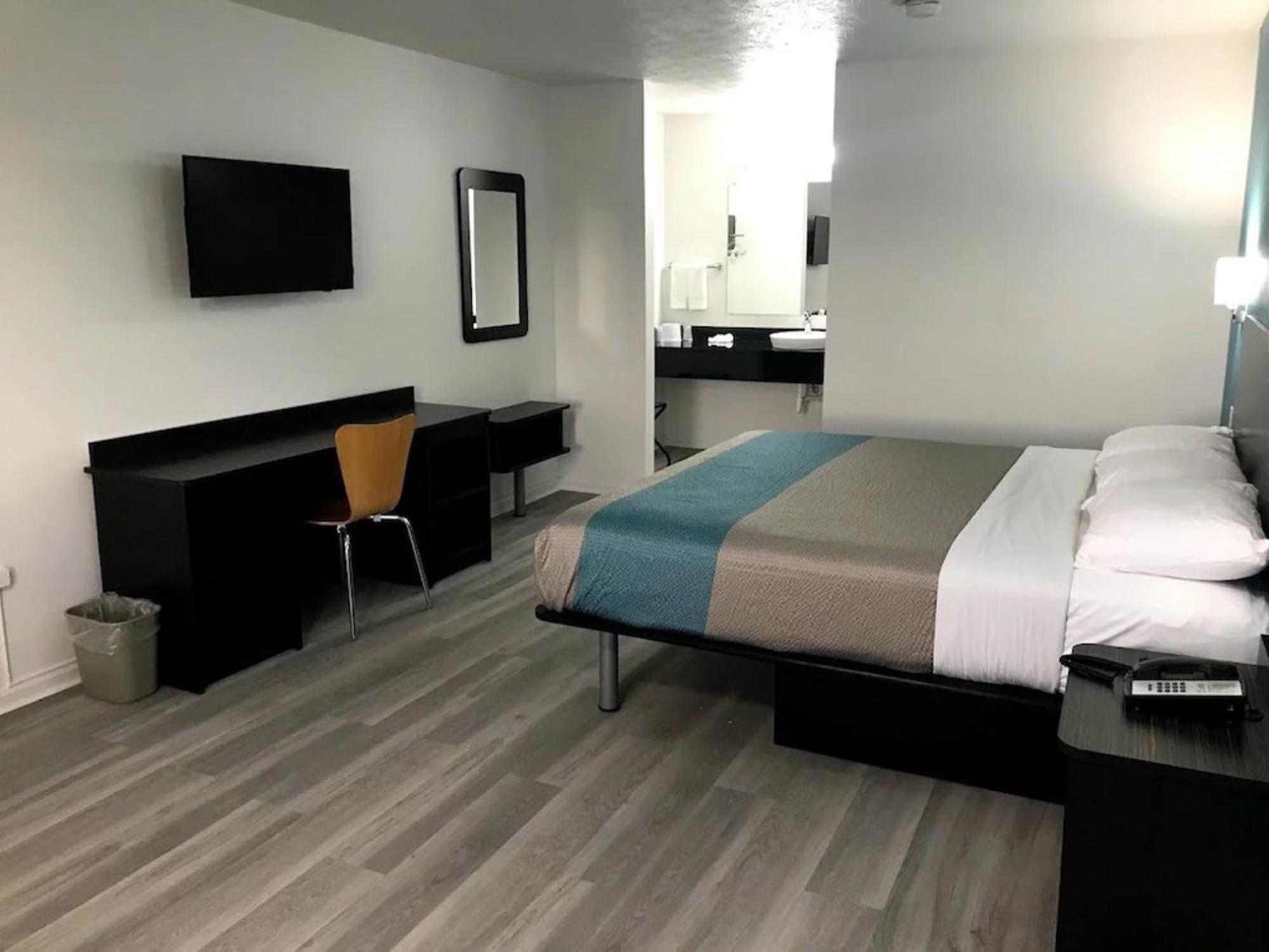 5 Reviewed Hotels Close to Noble Park, Paducah